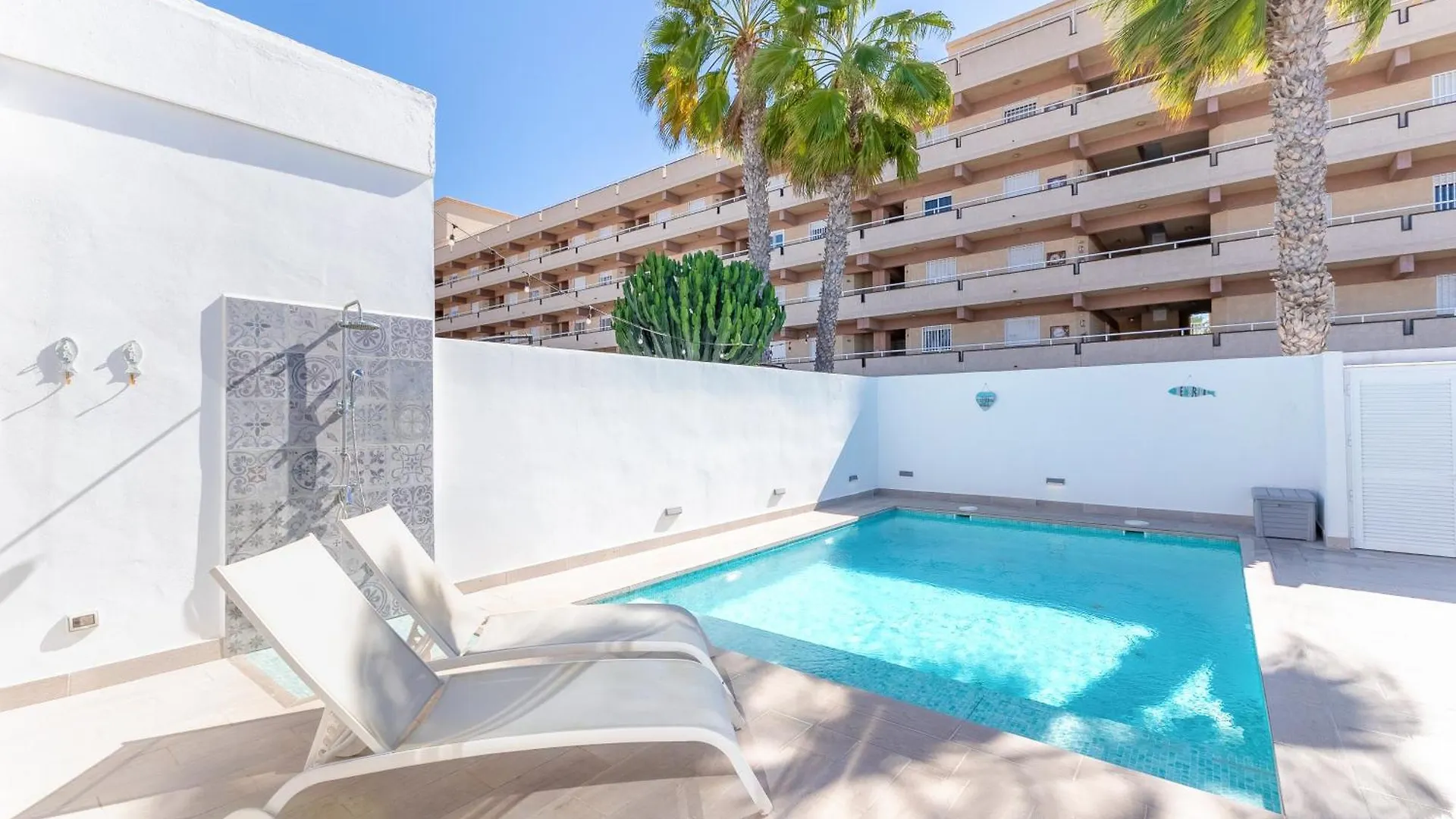 Bungalow With Private Pool Callao Salvaje 0*,
