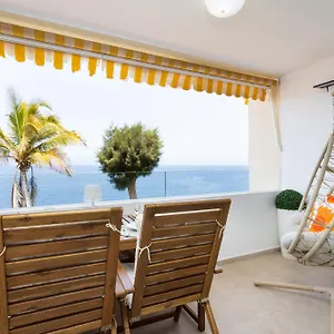 Apartment Sueno Azul Front, Callao Salvaje